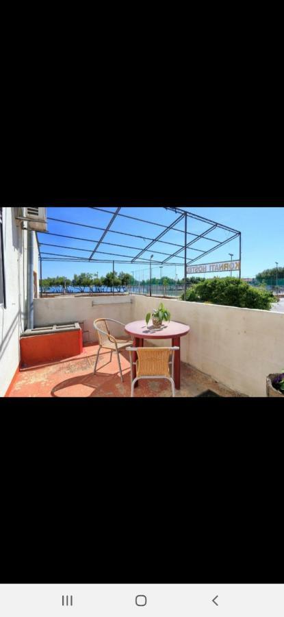 Basil Apartments And Rooms Betina  Exterior foto